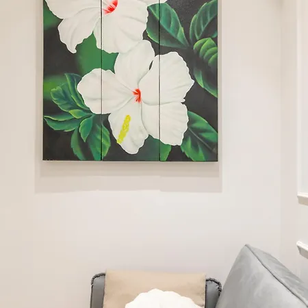 Apartment White Magnolia 4 Bedroom Premium And Parking